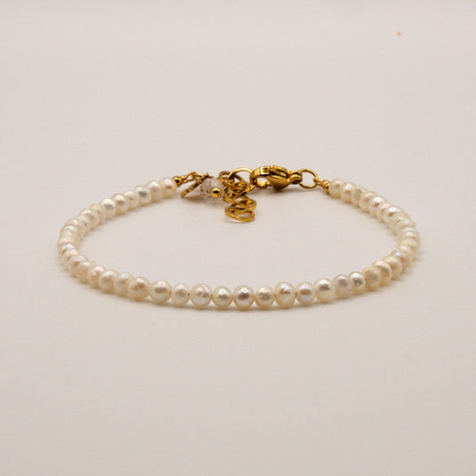 Marie Bracelet - Small Freshwater Pearls - Stainless Steel - White