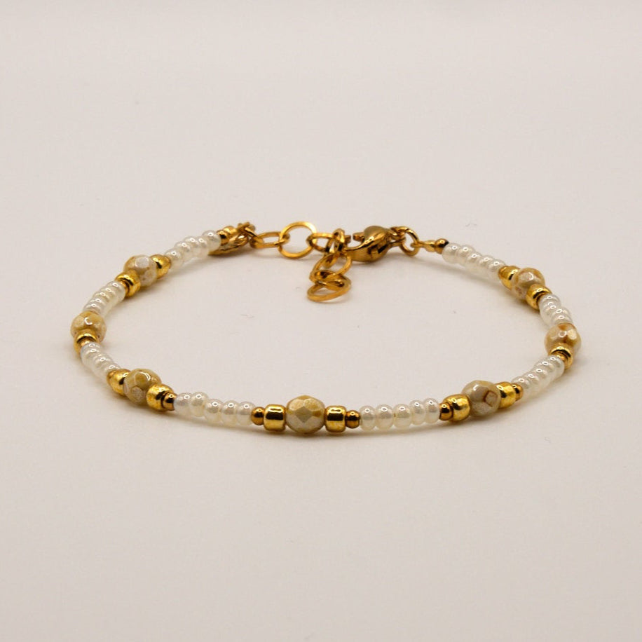 Selena Bracelet - Bohemian Glass Beads - Stainless Steel - White/Beige