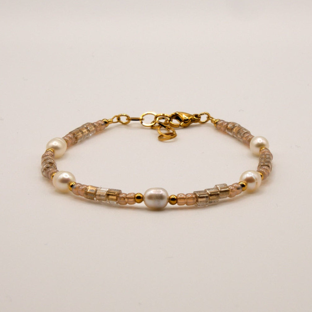 Armband Kira - Süßwasserpelen - Edelstahl - Beige/Gold