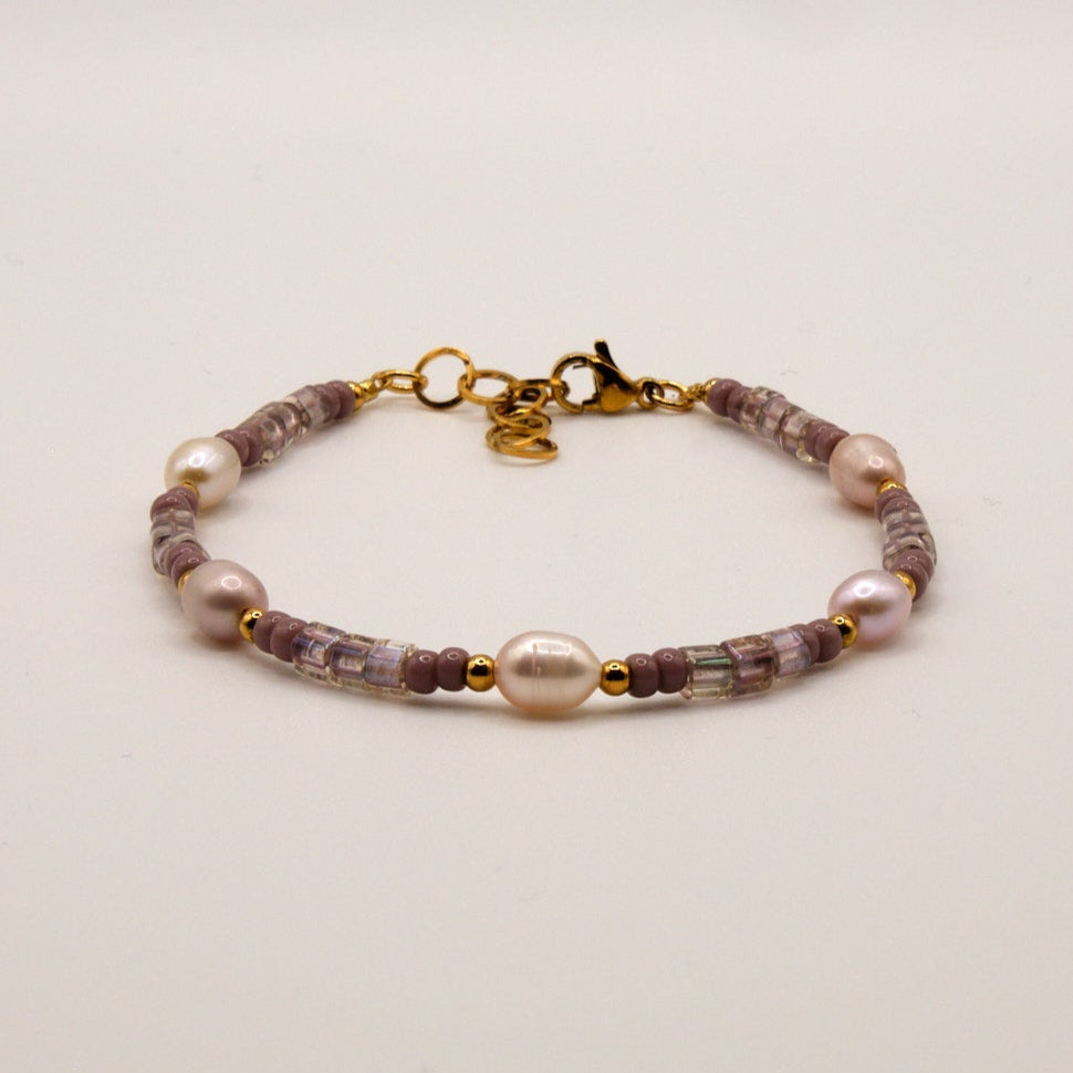 Armband Lia - Süßwasserpelen - Edelstahl - Lila/Gold