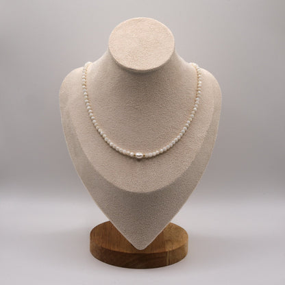 Halskette Clara - Perlmutt - Süßwasserperle - Edelstahl - Weiß