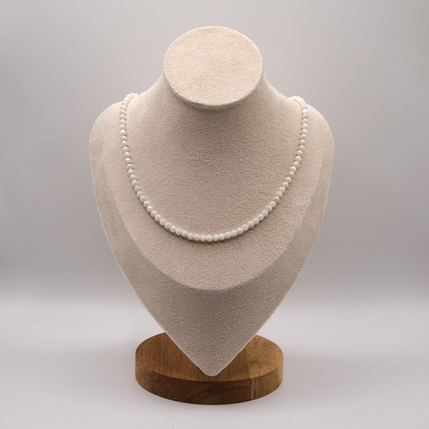 Ella Necklace - Mother of Pearl - Stainless Steel - White