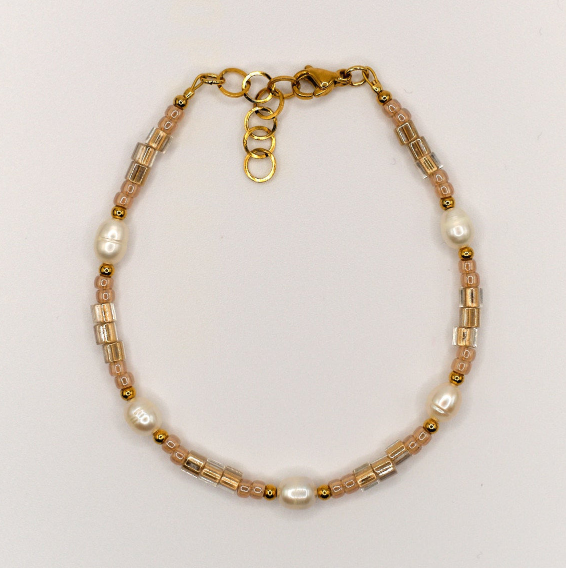 Armband Kira - Süßwasserpelen - Edelstahl - Beige/Gold