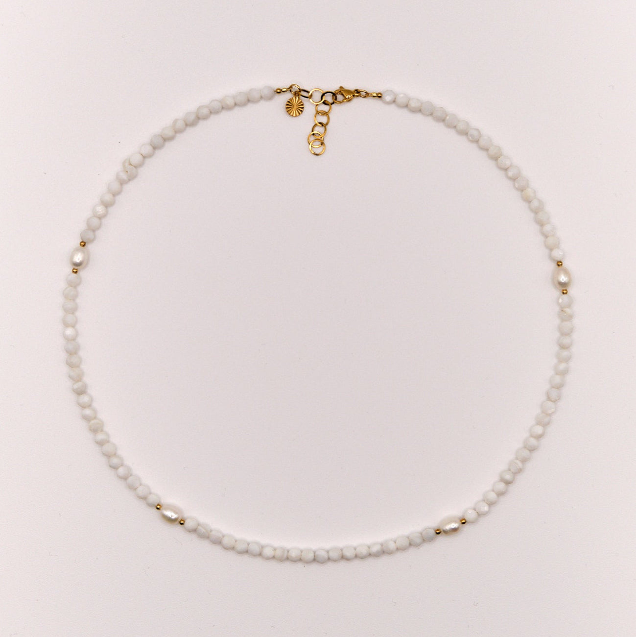 Halskette Fiona - Perlmutt - Süßwasserperlen - Edelstahl - Weiß