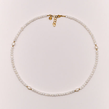 Halskette Fiona - Perlmutt - Süßwasserperlen - Edelstahl - Weiß