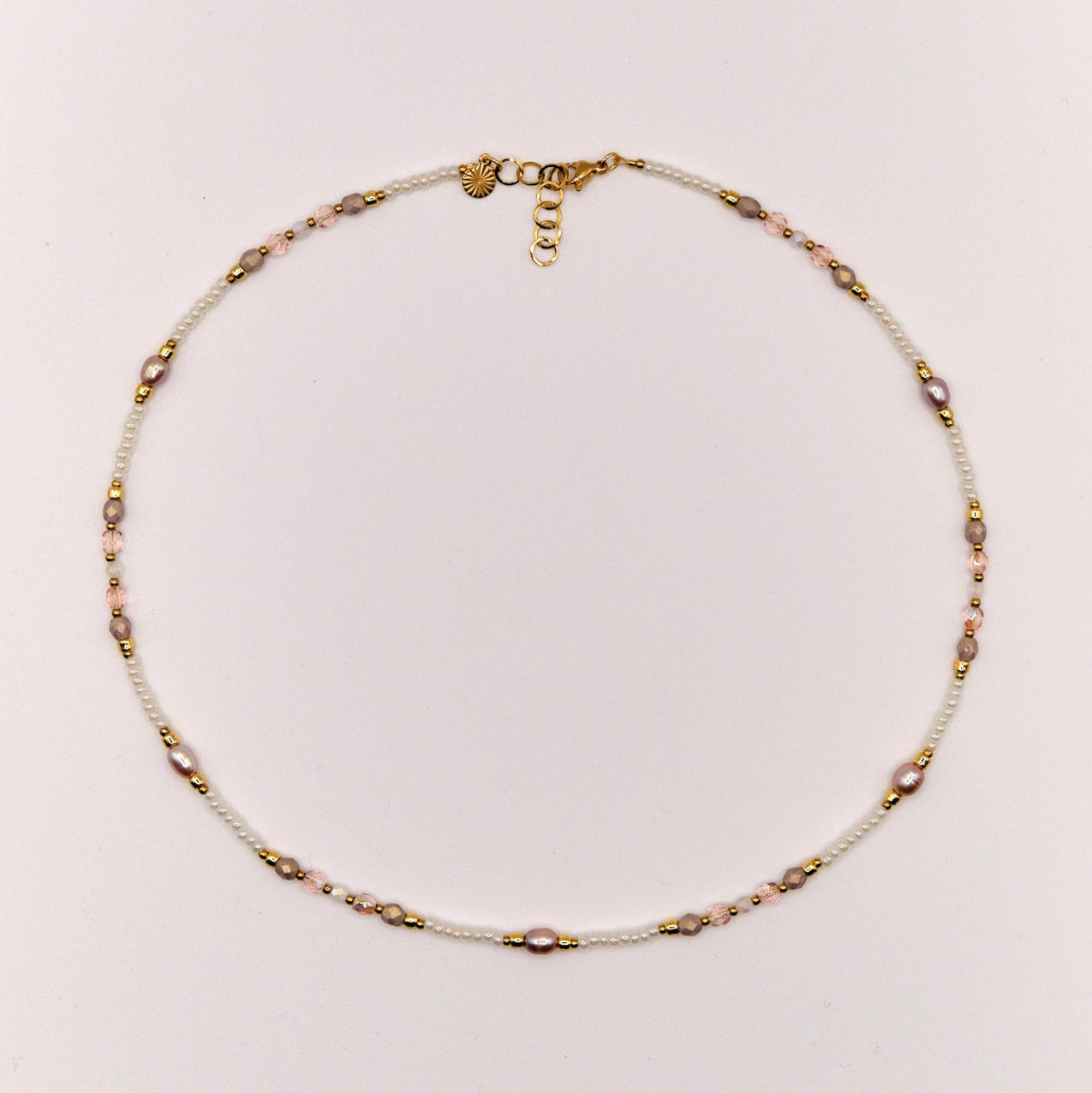 Halskette Nina - Süßwasserperlen - Böhmische Glasperlen - Edelstahl - Weiß/Lila